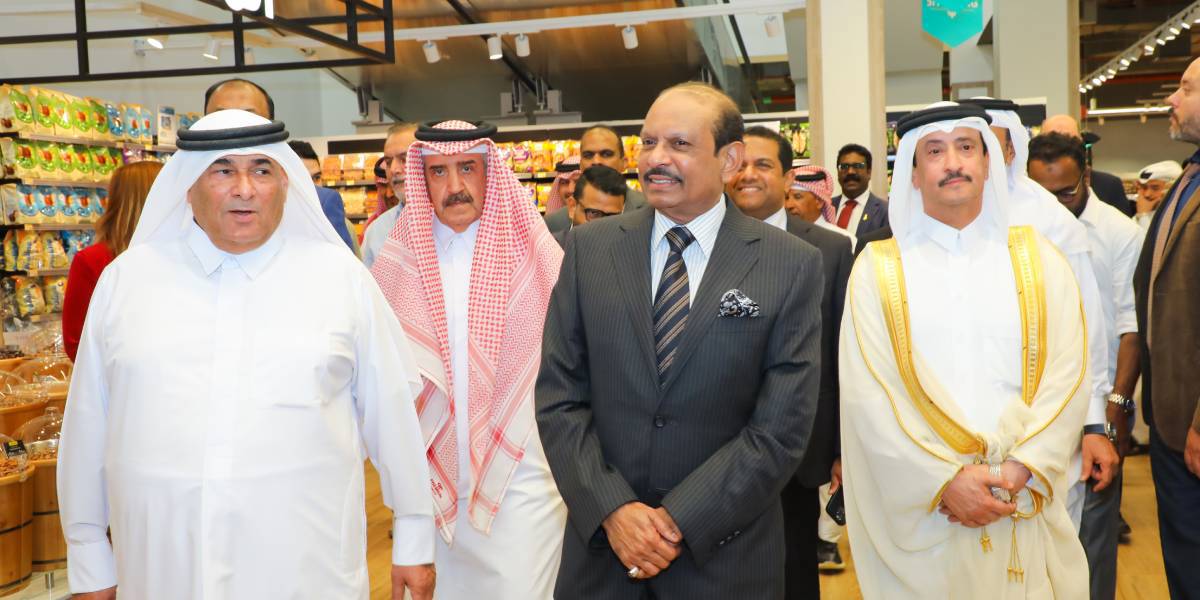 مجموعة اللولو تفتتح هايبر ماركت جديد في الذخيرة بضواحي منطقة الخور في قطر